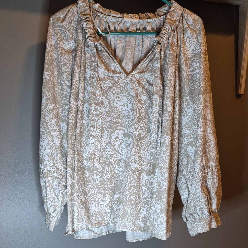 a.n.a Cream and White Paisley Blouse